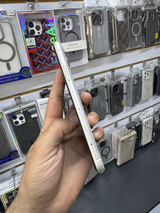 iphone 11 64GB. holati yaxshi ochilmagan  hamma joyi radnoy