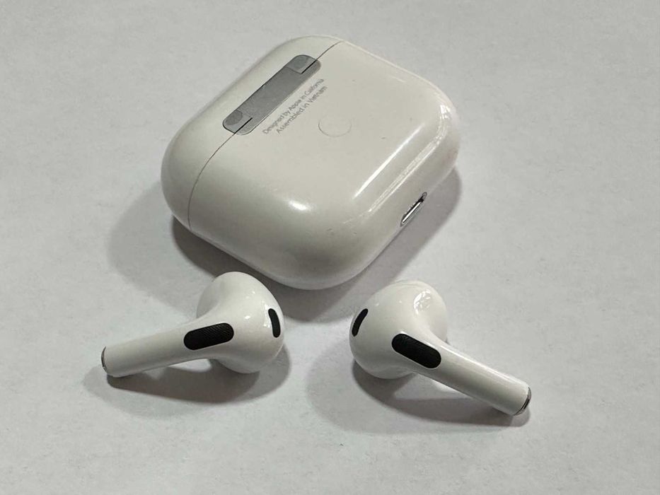 Apple AirPods 3rd Generation