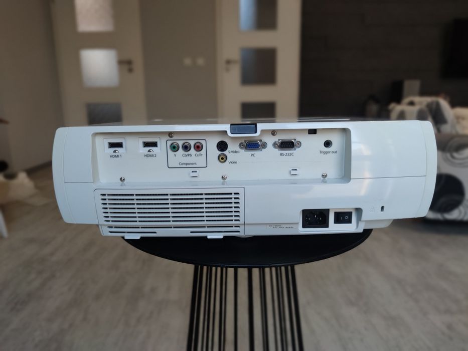 Проектор Epson EH-TW3200 Full HD 1080p – домашно кино