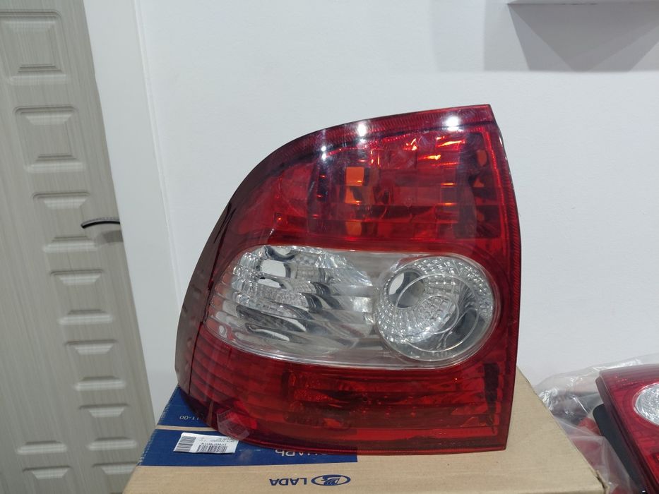 Фара левая правая приора задний