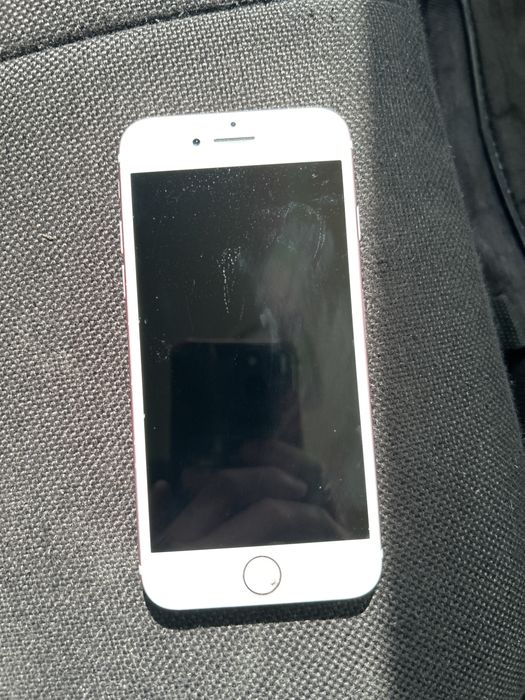 Iphone 7 не рабочий !!! Можно на запчасти