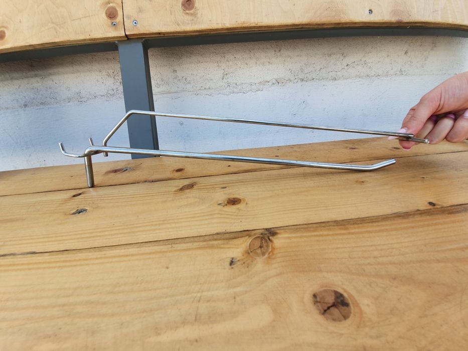 Куки за стелажи и перфо гръбче