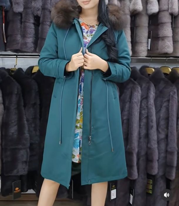 Парка женская                   .