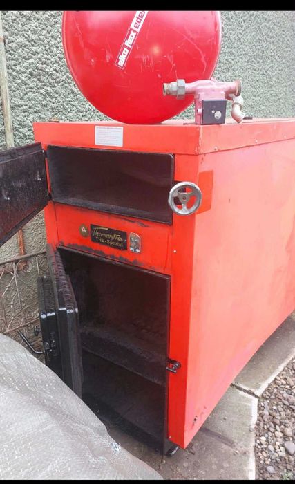 CENTRALE PE LEMNE MARI 55-100-110KW (cu accessori)