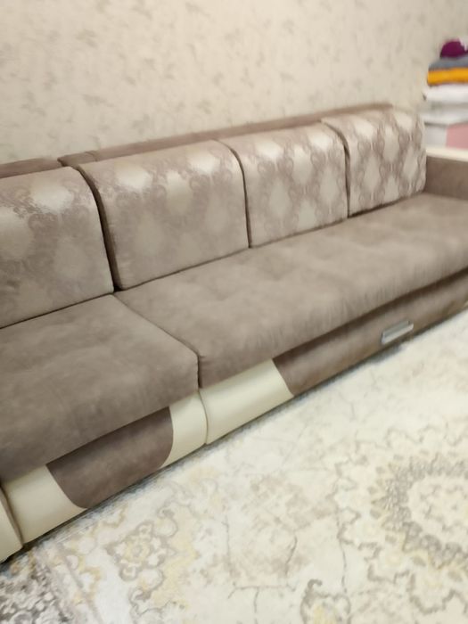 Продам диван с банкеткой