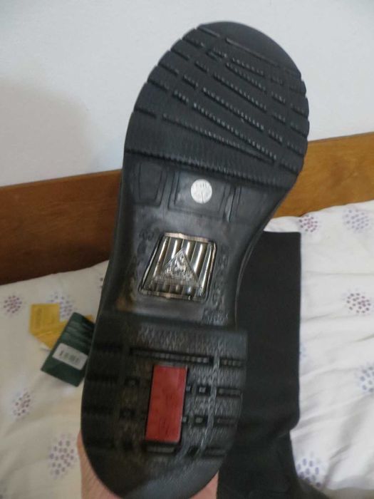 Ботуши за езда Mountain Horse и чапси