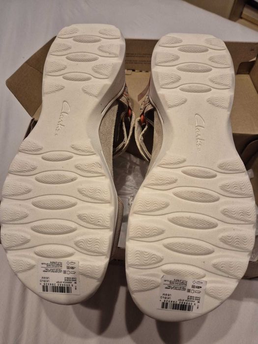 Sandale Clarks Amanda Step – noi – piele întoarsă – mărimea 40 – foarte comode