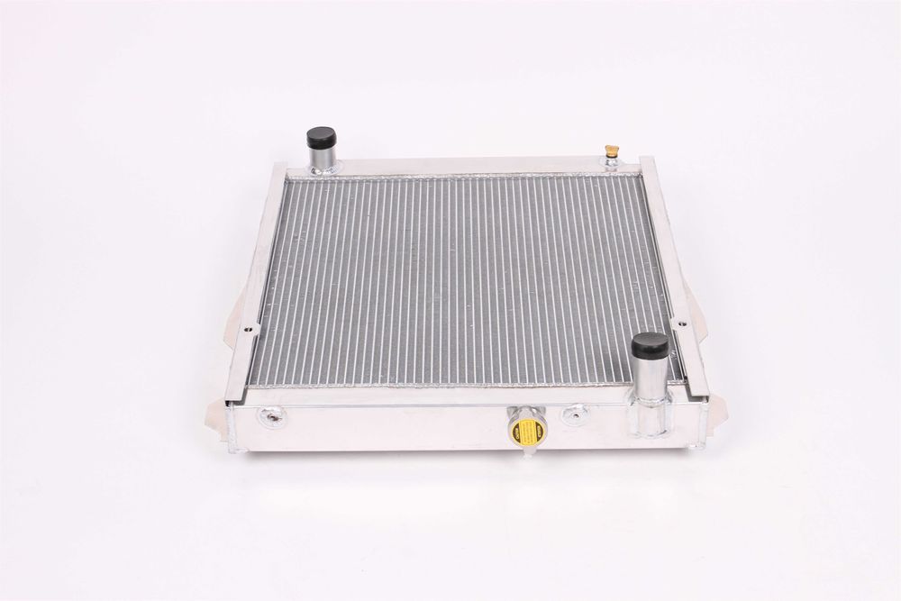 Алуминиев радиатор за TOYOTA 1KZ 56 мм
