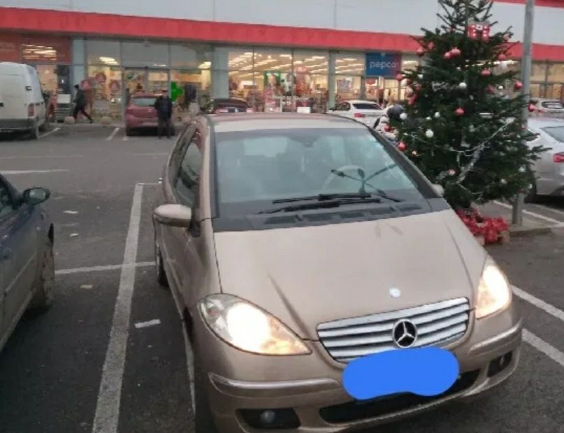 Masina Mercedes clasa a 1.5