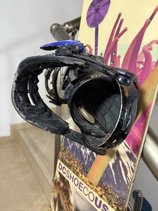 Дамски Сноуборд DC biddy 147 + автомати Ride Matix