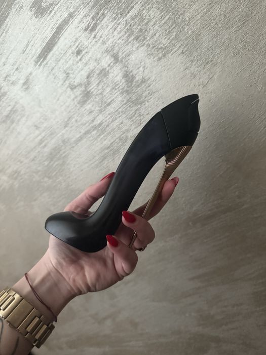 Good Girl Carolina Herrera