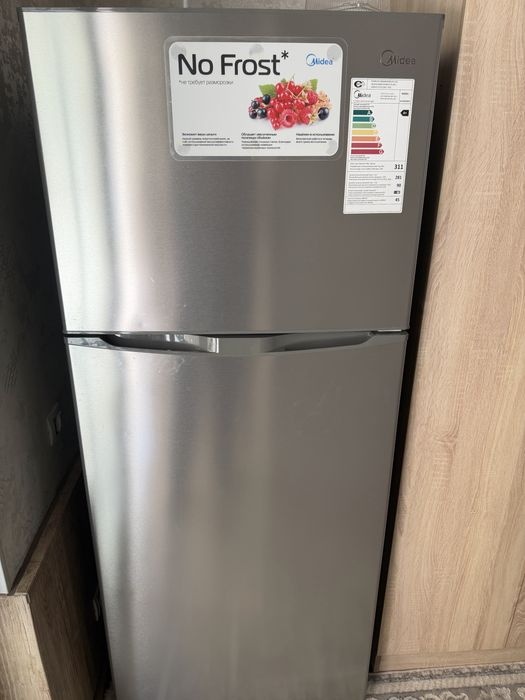 Халадилник Midea