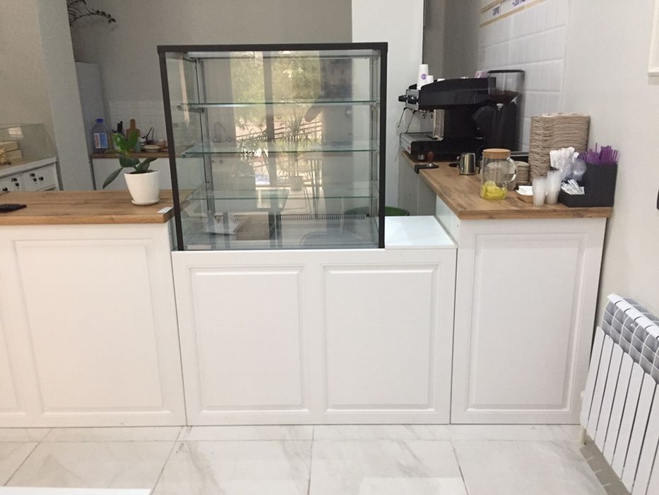 Замена зеркал, стекла. Ремонт мебели.