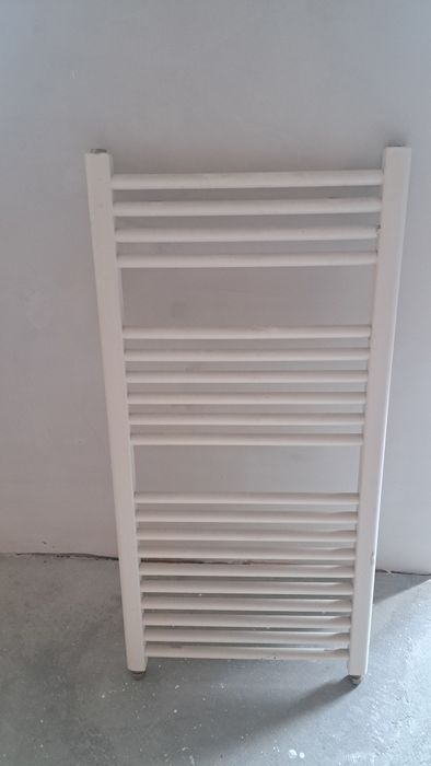 Calorifer pentru baie 100×50 centrimetri