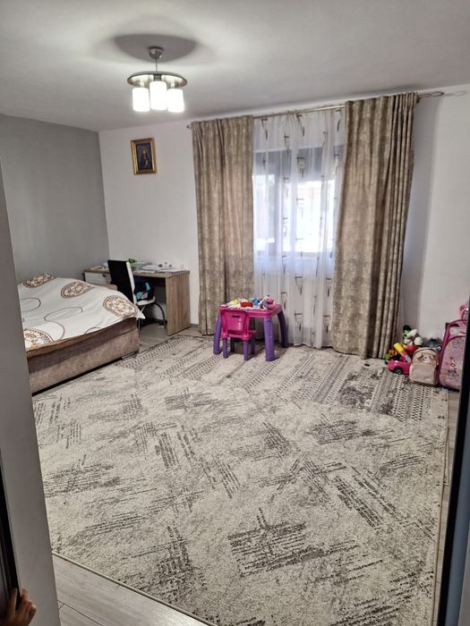Vand apartament 2camere pozitie ultracentrala — fotografia 1