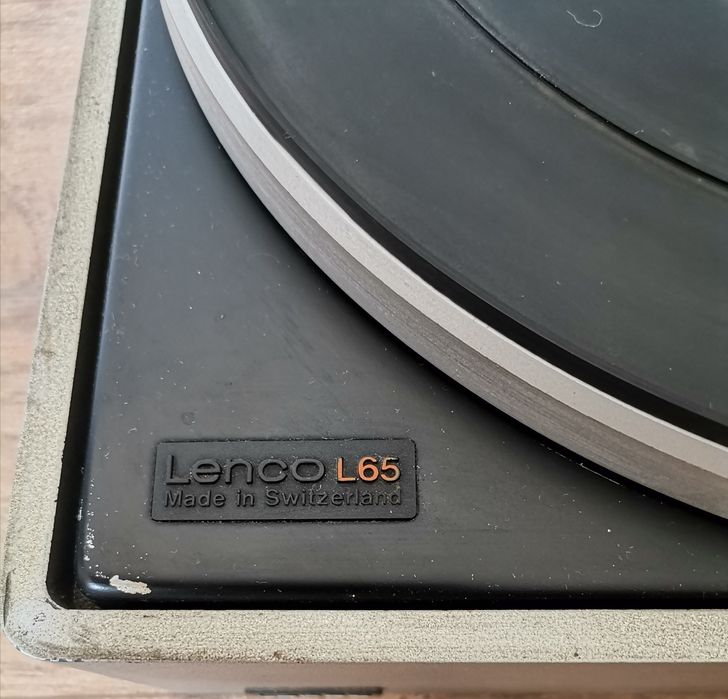 Pick-up Lenco L65 Made în Elveția, nu știu dacă mai funcționează