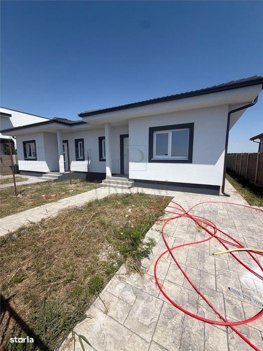 Duplex Pe Parter - Finisaje La Alegre