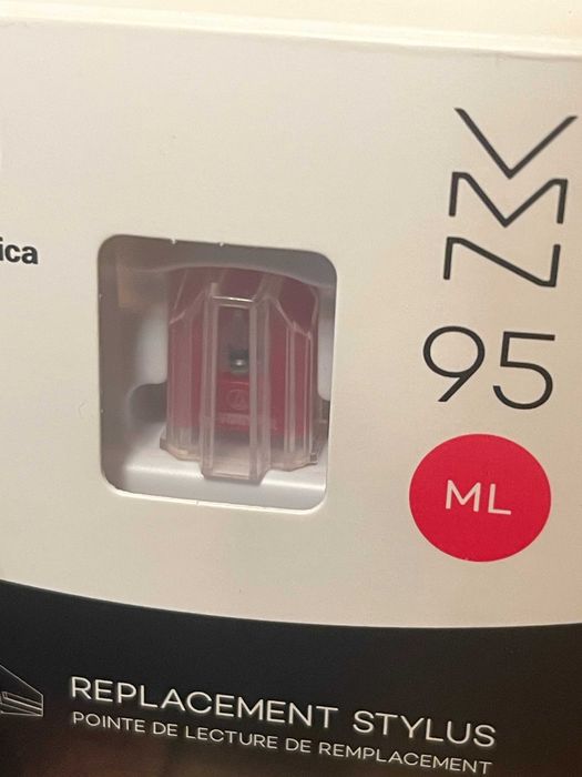 Audio technica AT-VM95SH/H + Headshell+ AT-VMN95ML резервна игла