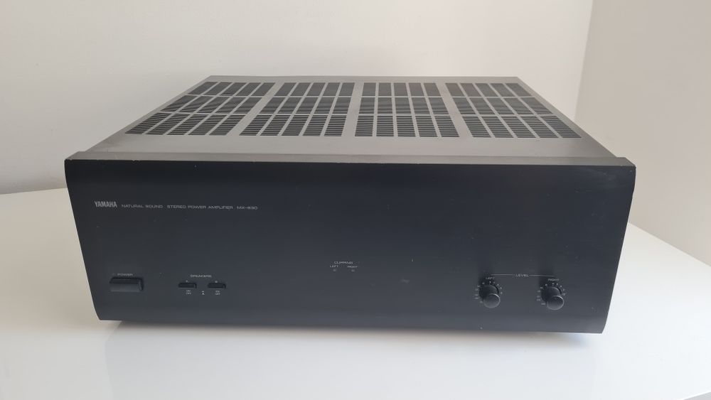 Vând amplificator Yamaha MX-630
