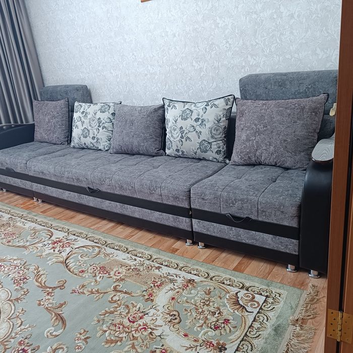 Продается диван.