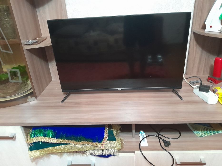 Продам телевизор