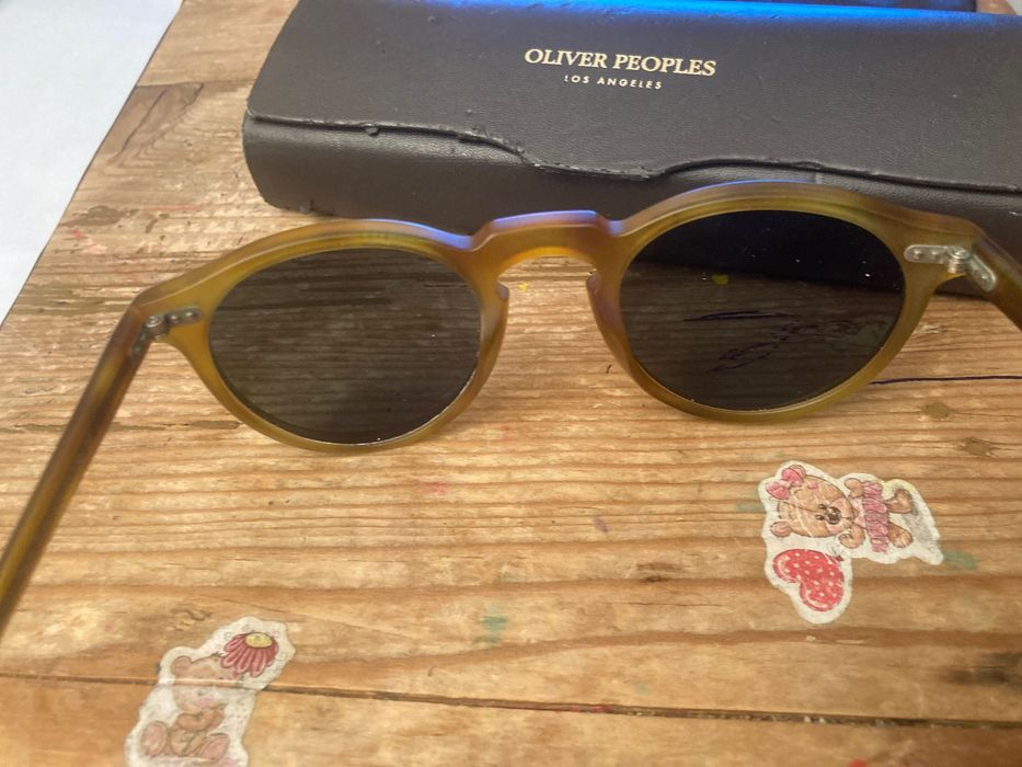 Oliver Peoples Gregory Peck Sun