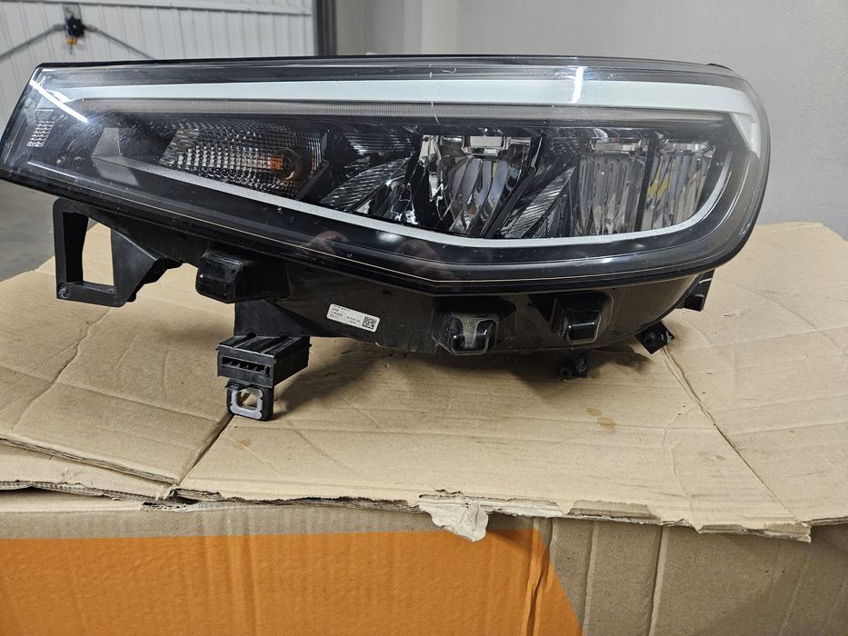 Оригинален ляв лед фар за Vw ID.4/ID.5