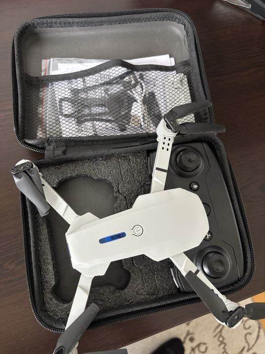 Дрон с камера HD