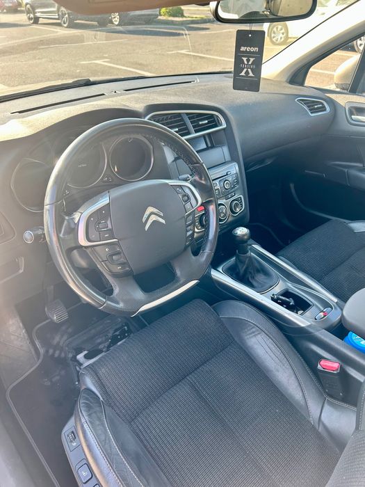 Citroen C4 Exclusive /1.6 benzina
