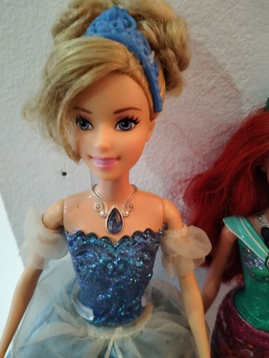 Păpuși Prințese Barbie Disney