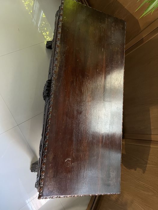 Vand Masa Antica din 1980