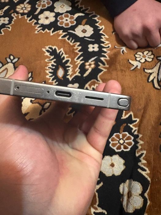 Продам Samsung s25 ultra