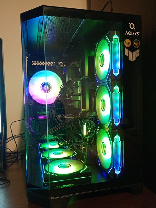 Vând Placa de baza Asus tuf gaming b760 plus wifi