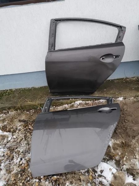 Ușa uși stânga dreapta fata spate mazda 6 2013 /2014/2015/2016/2017 gj