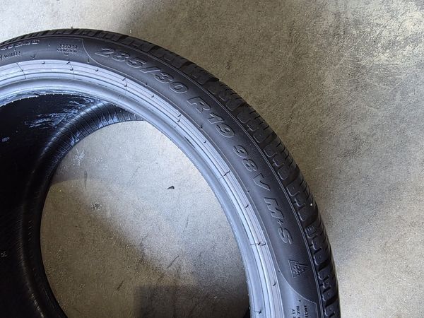285/30/19 PIRELLI 2бр
