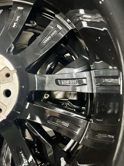Jante Bmw X3 X4 R20 G01 G02 Originale 699M Negru Pirelli de vara 2023