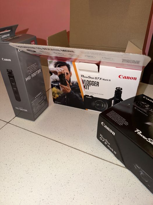 Canon PowerShot G7 X Mark III Vlog Kit + 64GB