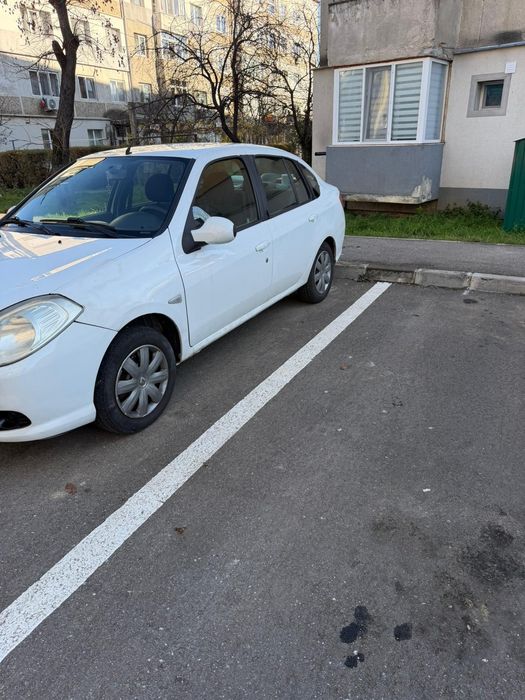 Vând Renault simbol