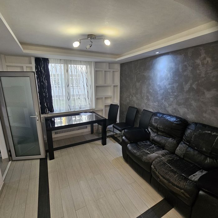 Apartament de inchiriat