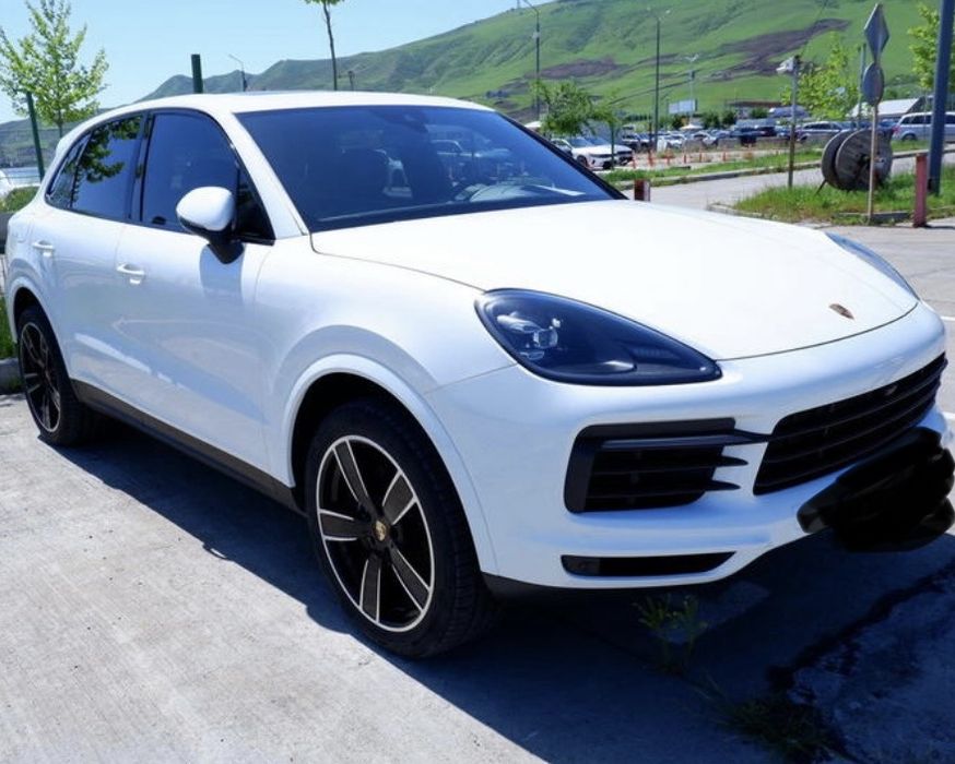 Продаётся Porsche Cayenne 2019