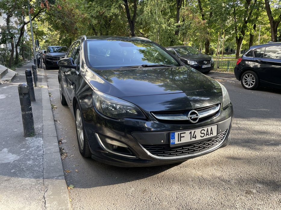 Opel Astra J - 1.7 dti - 2012