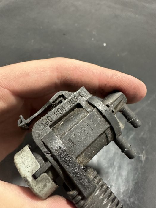Electrovalva supapa vacuum Volkswagen Vw Golf 4 1.9 TDI ALH ASZ ARL