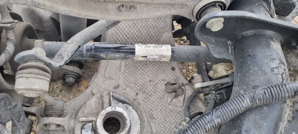 Brat mare bascula spate stanga dreapta  Range Rover Velar