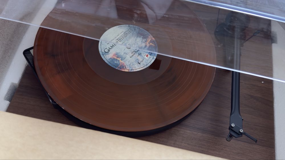 Виниловый проигрыватель Pro-Ject Debut III Phono DC