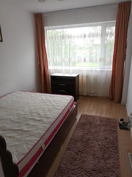Închiriez apartament 2 camere