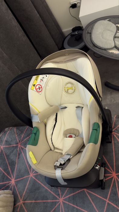 Cybex Aton S2 i-size + база + адаптери за количка