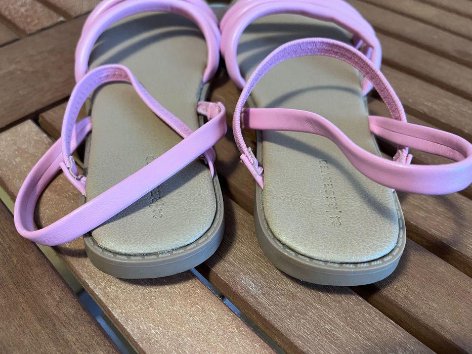 Два чифта детски сандали Reserved номер 34 и 35