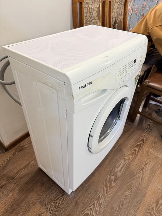 Продам стиральную машинку