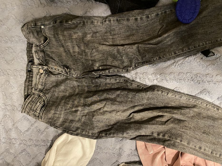 Продам джинсы для беременных