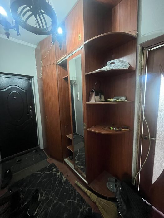 Шкафы отдам даром (срочно)